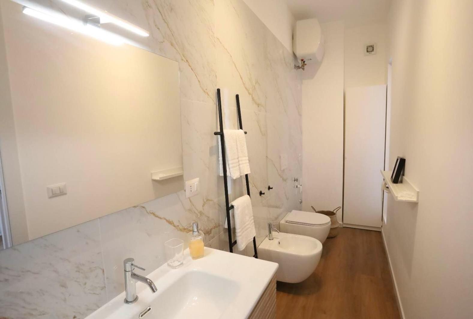 Lapigna Apartman Valenzano Kültér fotó